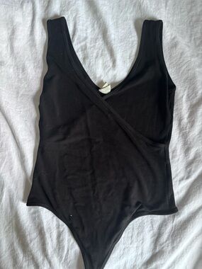 C'est Moi Black Cross Front  Bodysuit Sz OS